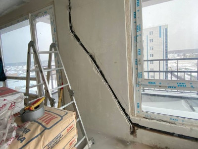 Профессиональный предмонтаж магистрали под кондиционер на ул. Аэропорт 88/1 — работа штатной бригады компании «Буран» в Новосибирске