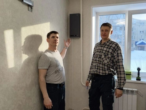 Профессиональный монтаж рекуператора Vakio Base Smart в Томске на улице Смирнова — работа бригады «Буран Климат»